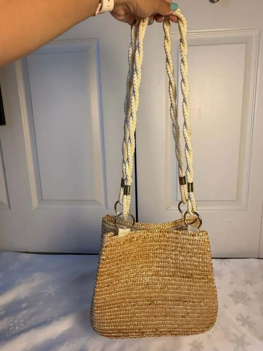 Vintage Gold Metallic Woven Straw Shoulder Bag Rope Handles Boho Resort Purse